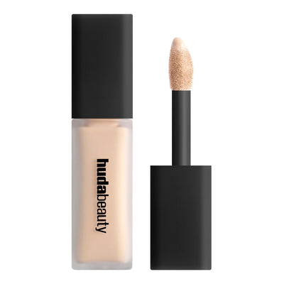 HUDA BEAUTY