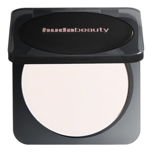 HUDA BEAUTY